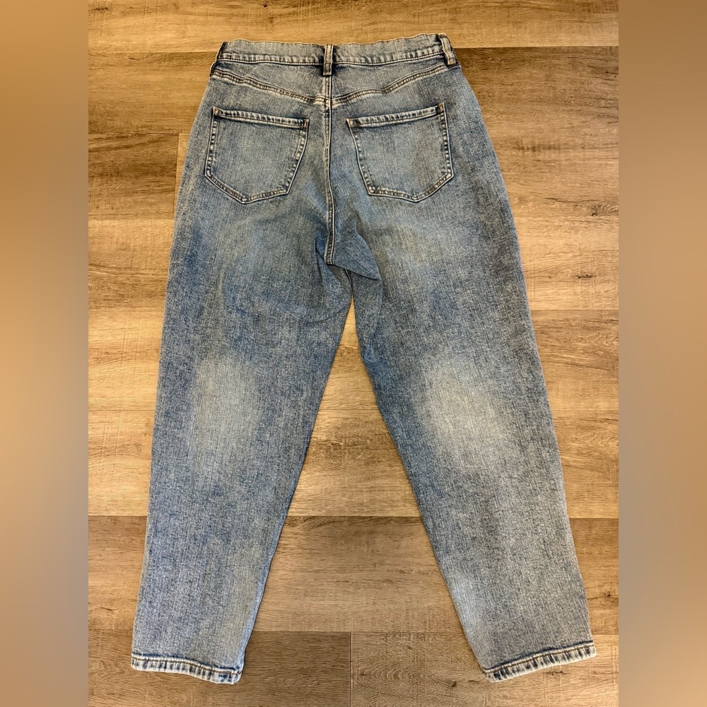 Dynamite Jeans - Picture 2 of 3